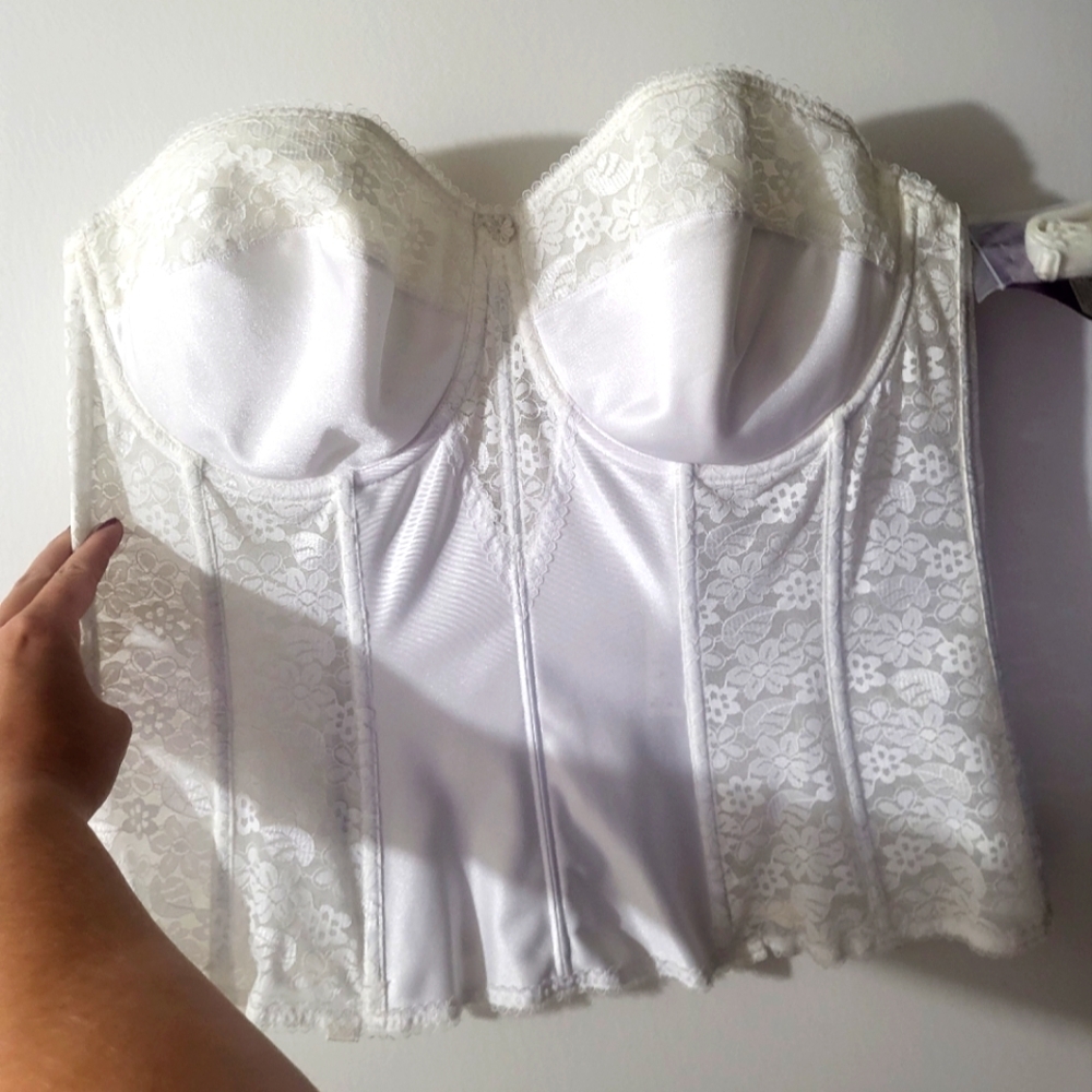 Dominique White Lace Corset